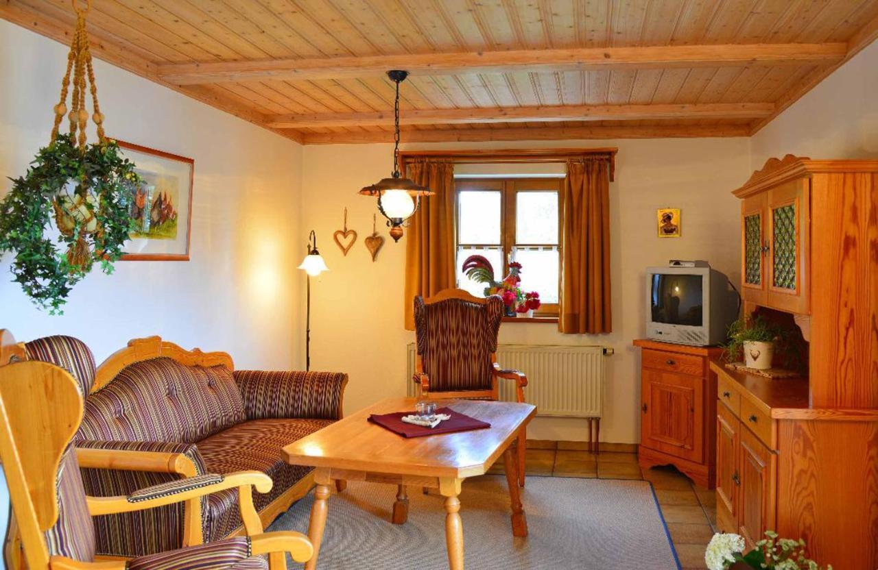 Ferienwohnungen Haus "Wildschuetz" Фрауэнау Экстерьер фото