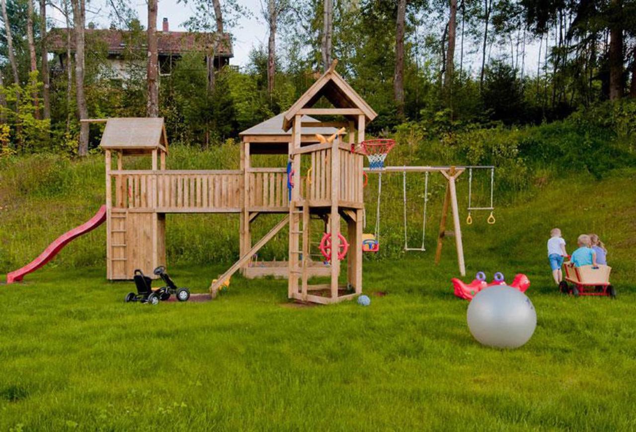 Ferienwohnungen Haus "Wildschuetz" Фрауэнау Экстерьер фото